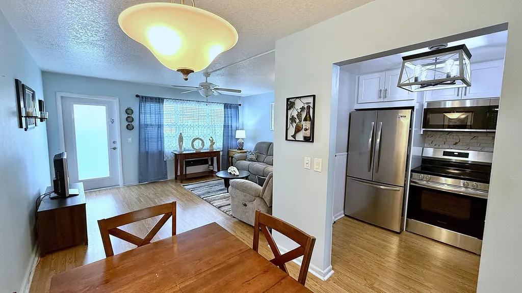 294 Farnham M Deerfield Beach FL 33442