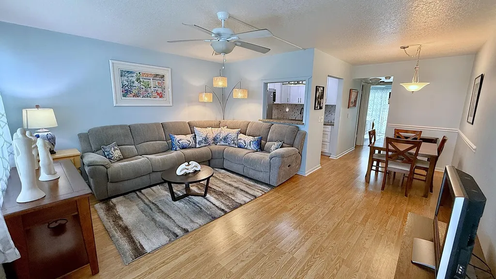 294 Farnham M Deerfield Beach FL 33442