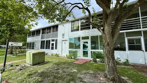 294 Farnham M Deerfield Beach FL 33442