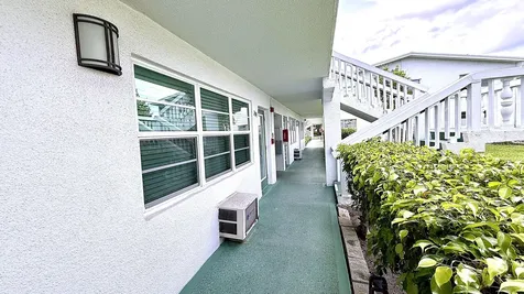 294 Farnham M Deerfield Beach FL 33442