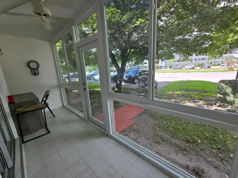 294 Farnham Deerfield Beach FL 33442