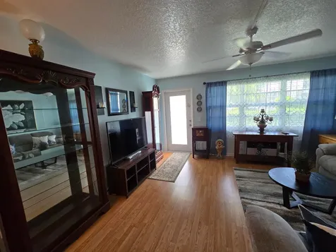 294 Farnham Deerfield Beach FL 33442