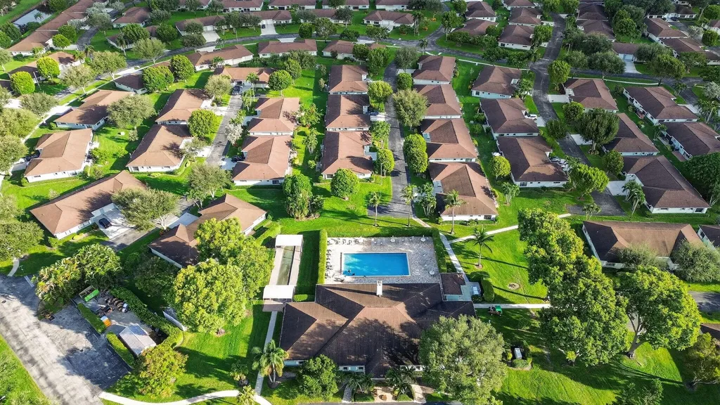 4355 Cedar Tree Place Boynton Beach FL 33436