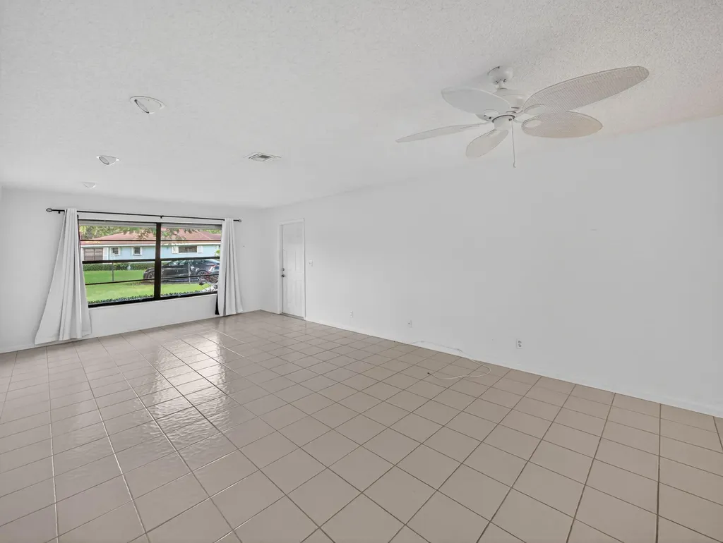 4355 Cedar Tree Place Boynton Beach FL 33436