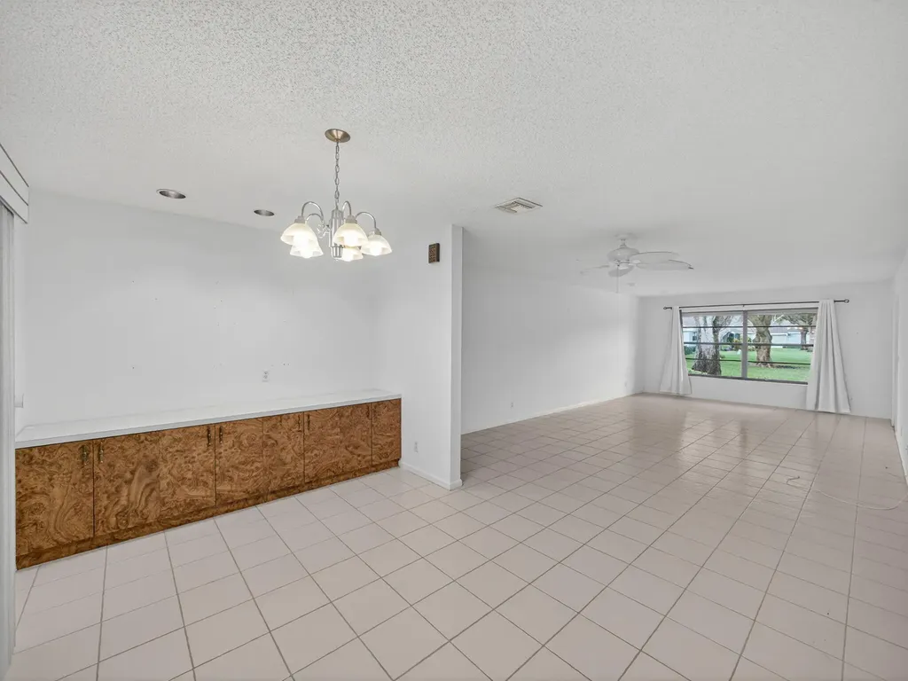 4355 Cedar Tree Place Boynton Beach FL 33436