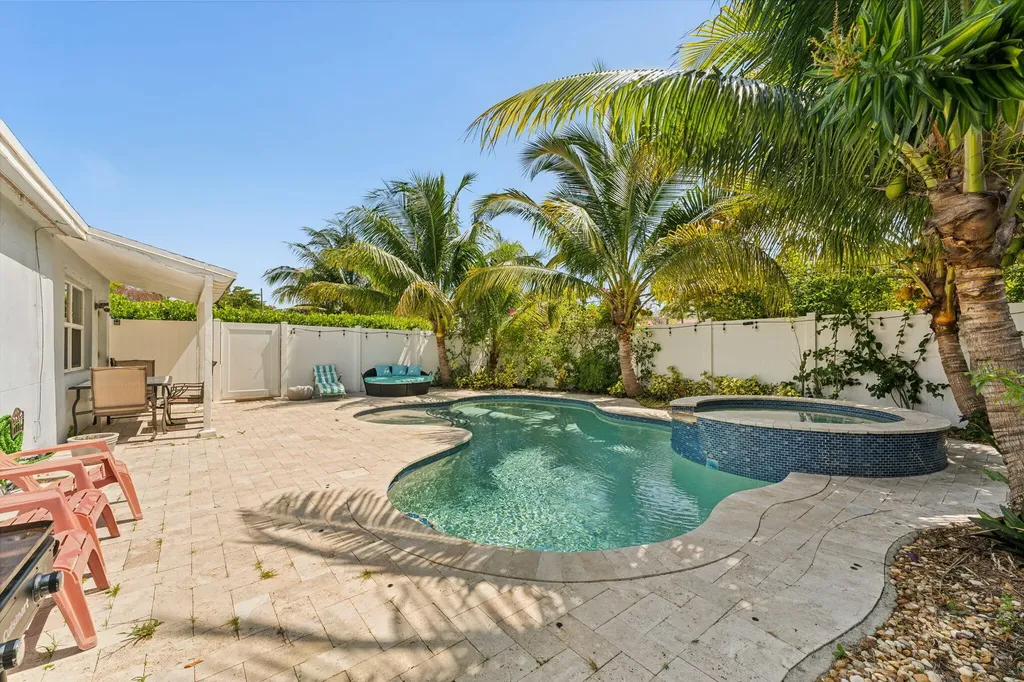 1631 N Andrews Square Fort Lauderdale FL 33311