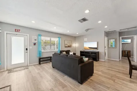 1631 N Andrews Square Fort Lauderdale FL 33311