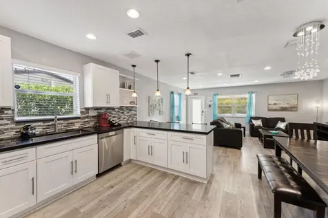 1631 N Andrews Square Fort Lauderdale FL 33311