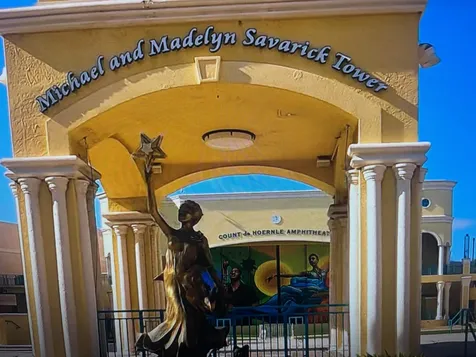 299 SW 7th Street Boca Raton FL 33432