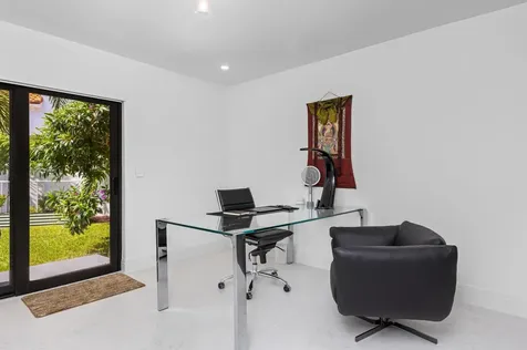 843 NE Mulberry Drive Boca Raton FL 33487