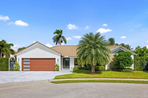843 NE Mulberry Drive Boca Raton FL 33487