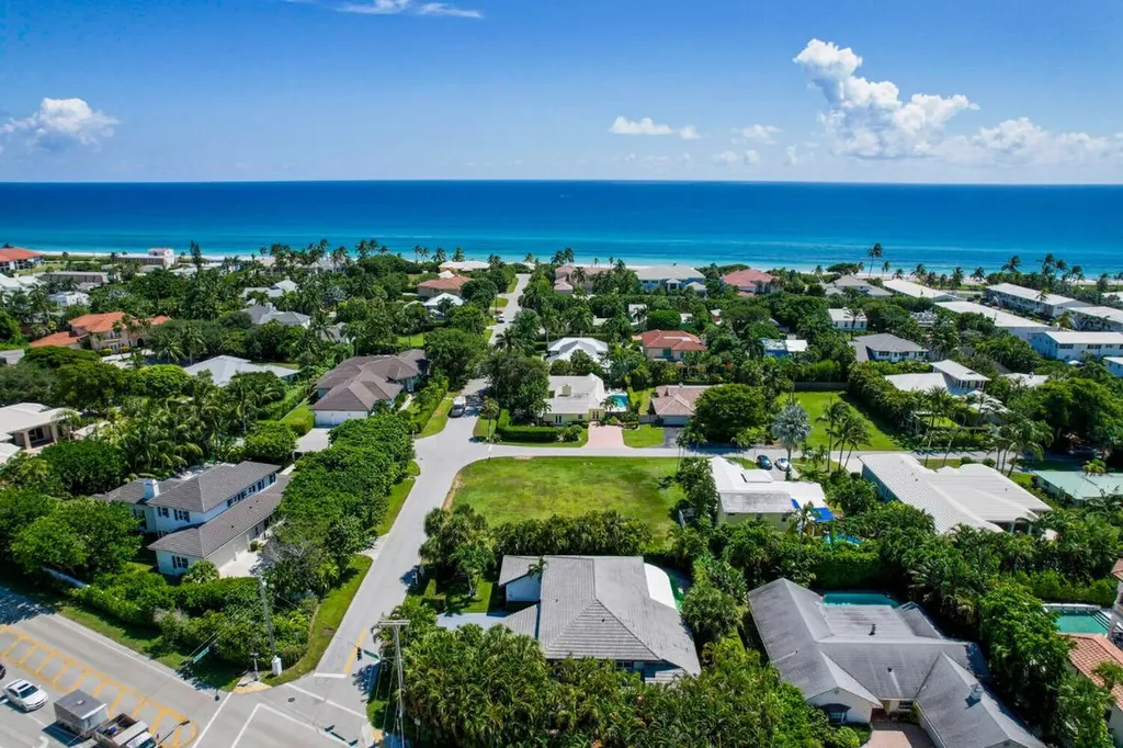 11 Osprey Drive Ocean Ridge FL 33435