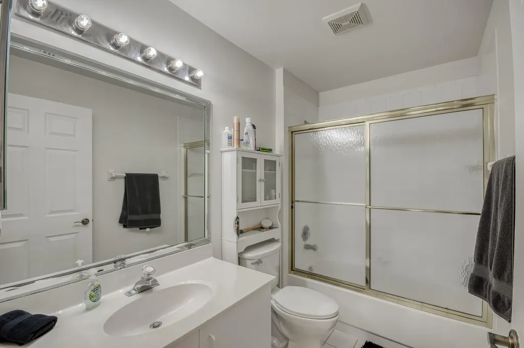 5055 Robino Circle West Palm Beach FL 33417
