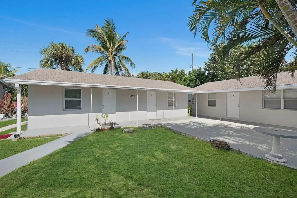 1883 Smith Drive North Palm Beach FL 33408