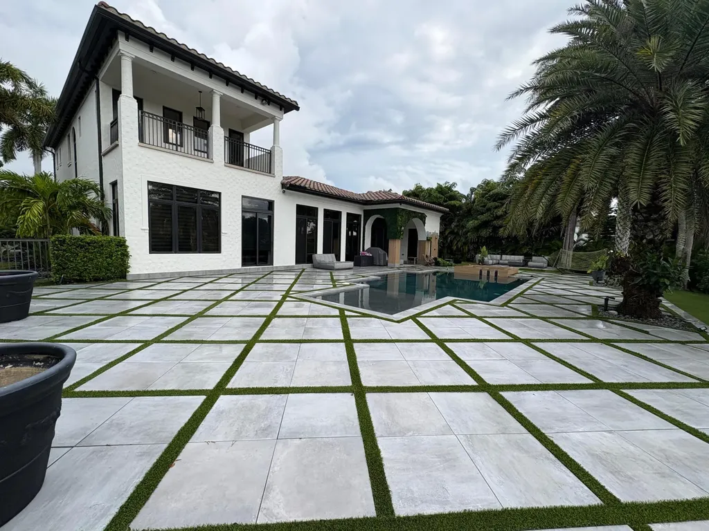 6935 Long Leaf Drive Parkland FL 33076