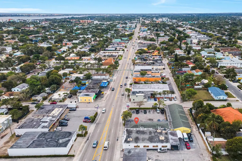 901 N Dixie Highway Lake Worth FL 33460