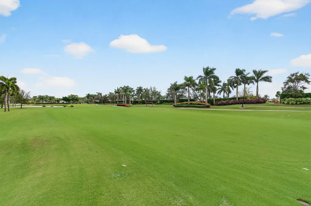 6886 Swansea Lane Boynton Beach FL 33472