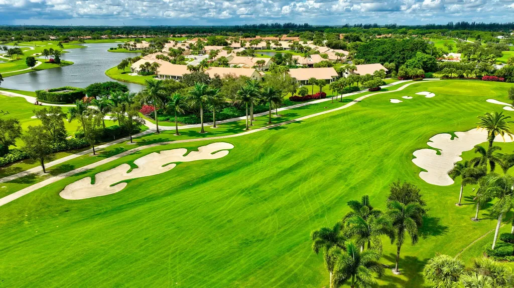 6886 Swansea Lane Boynton Beach FL 33472