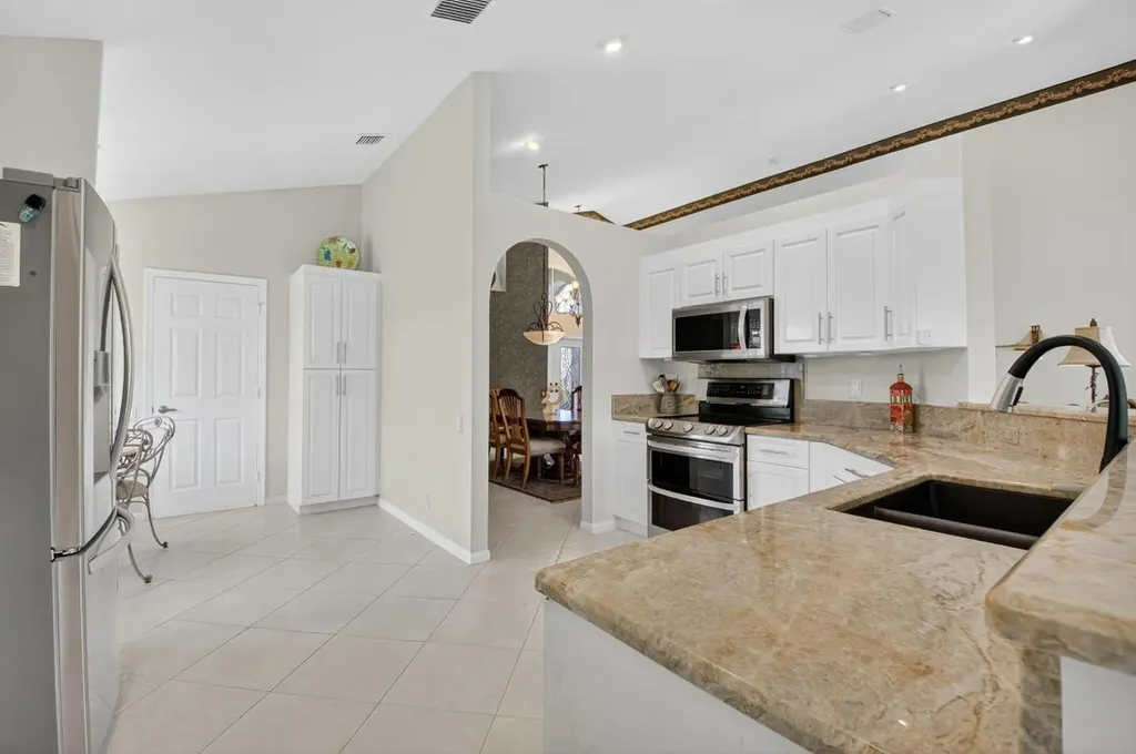 7317 Amber Falls Lane Boynton Beach FL 33437