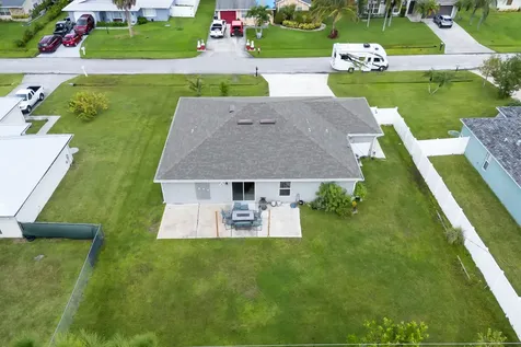 514 NW Lincoln Avenue Port St Lucie FL 34983