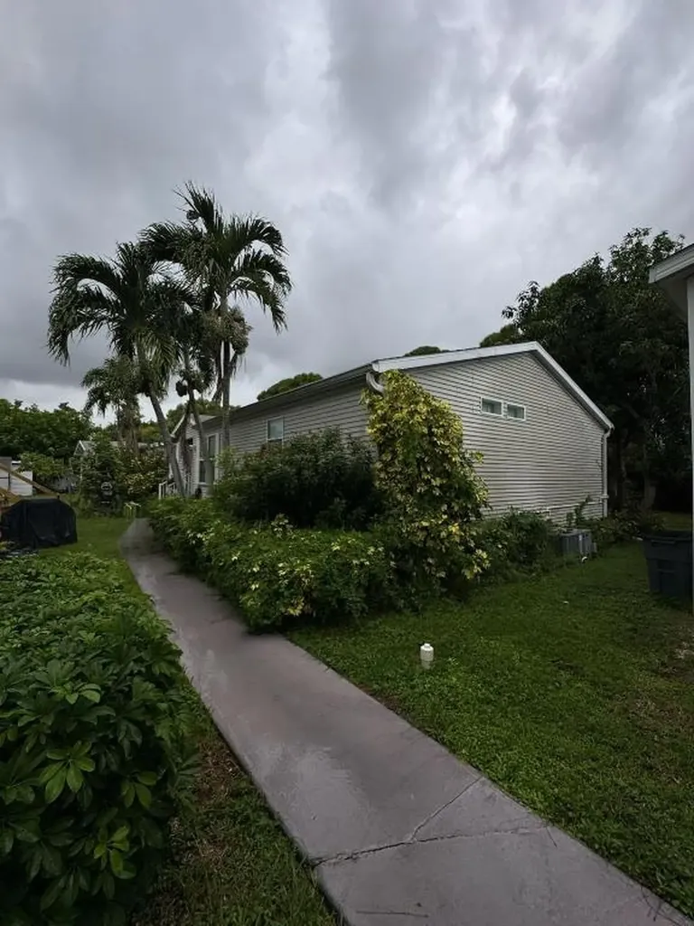 2555 Pga Blvd Lot Palm Beach Gardens FL 33410