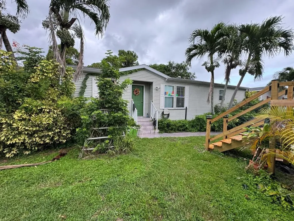 2555 Pga Blvd Lot Palm Beach Gardens FL 33410