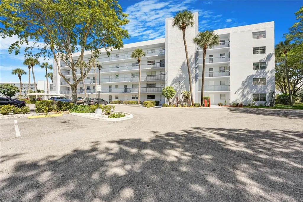 6400 NW 2nd Avenue Boca Raton FL 33487