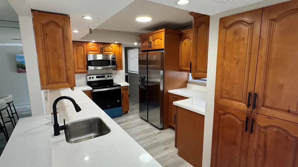 6400 NW 2nd Avenue Boca Raton FL 33487