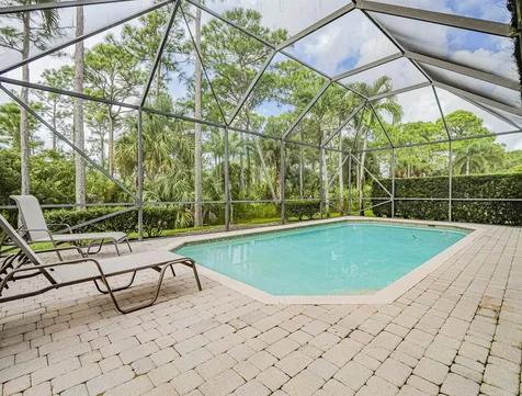 6871 SE Twin Oaks Circle Stuart FL 34997