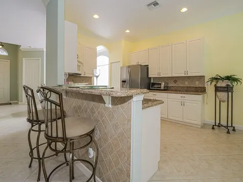 6871 SE Twin Oaks Circle Stuart FL 34997