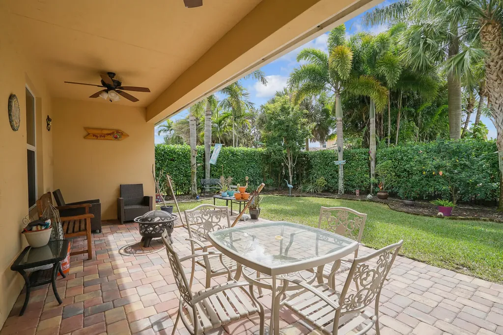 212 Behring Way Jupiter FL 33458