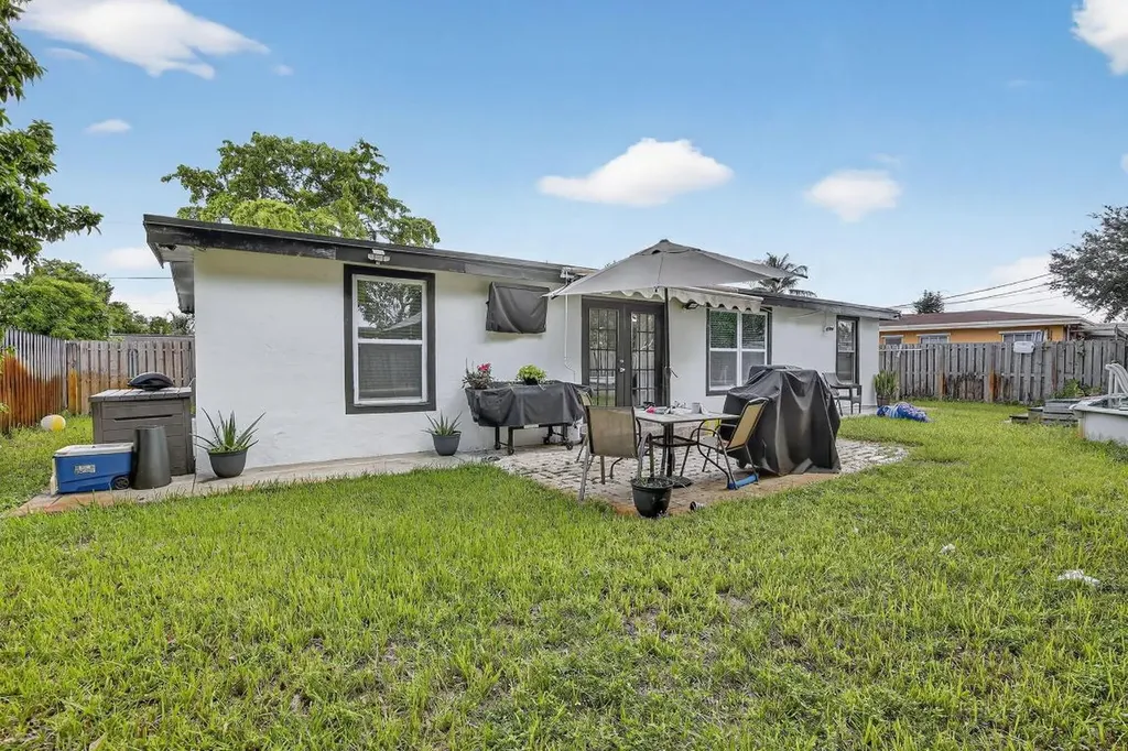 7451 NW 21st Street Sunrise FL 33313
