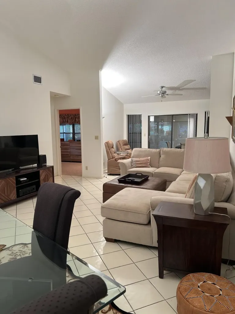 10555 Garden Palm Court Boynton Beach FL 33437