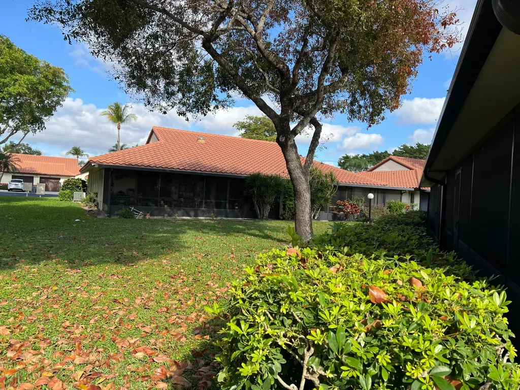 10555 Garden Palm Court Boynton Beach FL 33437