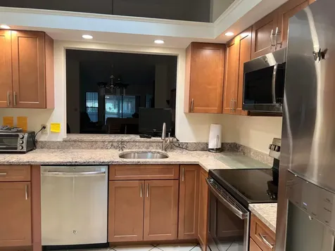 10555 Garden Palm Court Boynton Beach FL 33437