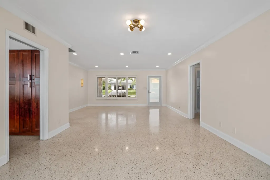 670 Juneberry Court Boca Raton FL 33486