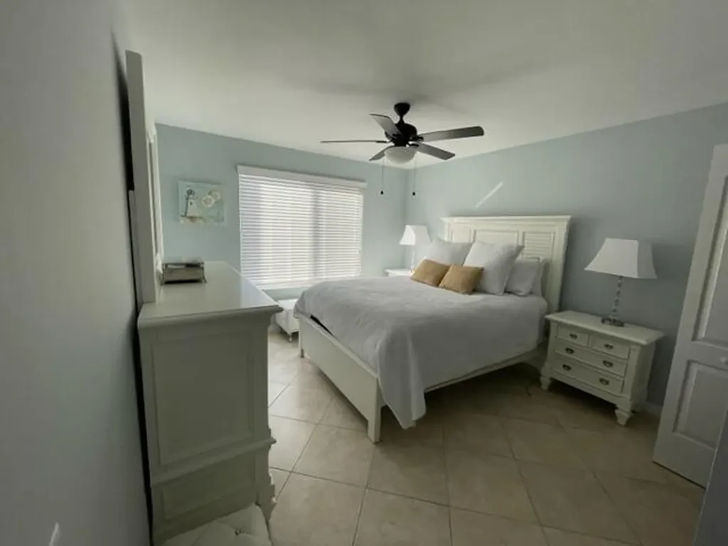110 Villa Circle Boynton Beach FL 33435
