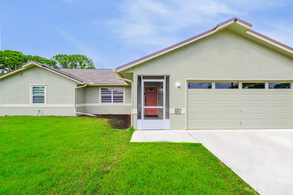 665 NW Archer Avenue Port St Lucie FL 34983