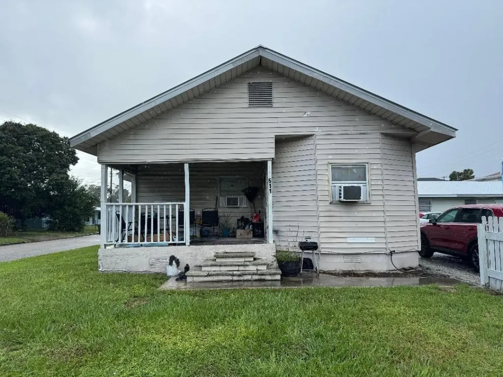511 Texas Court Fort Pierce FL 34950