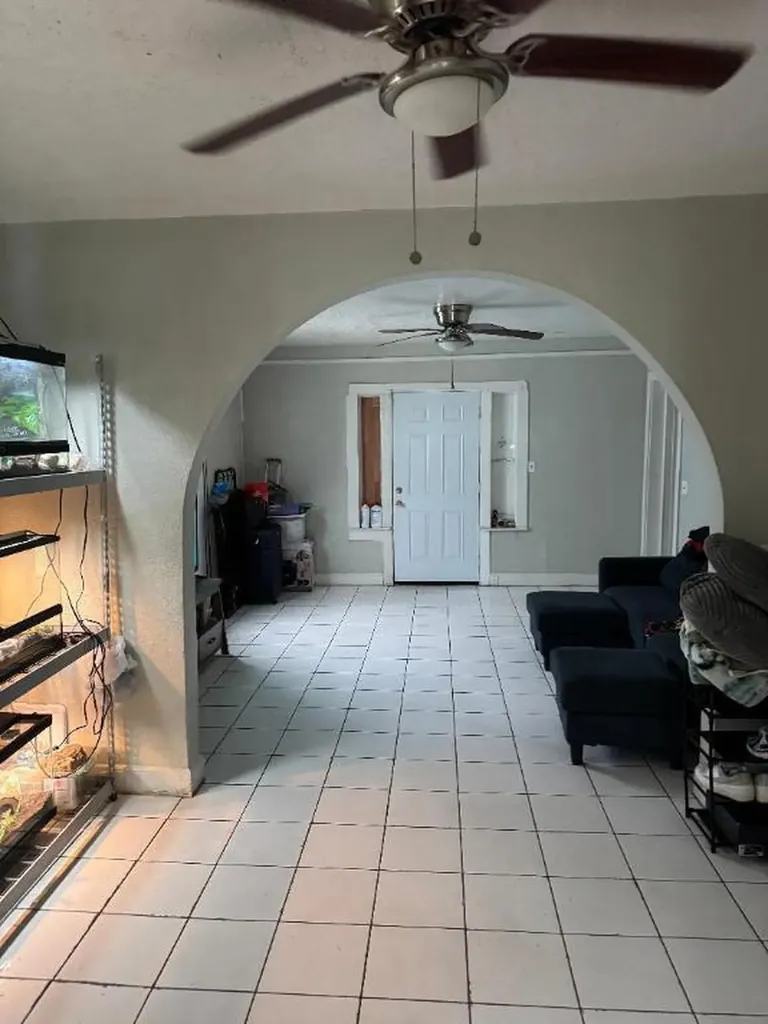 511 Texas Court Fort Pierce FL 34950