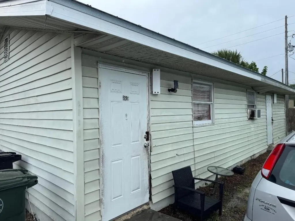 511 Texas Court Fort Pierce FL 34950