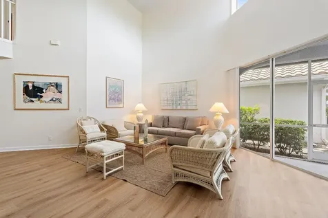 137 Eagleton Court Palm Beach Gardens FL 33418