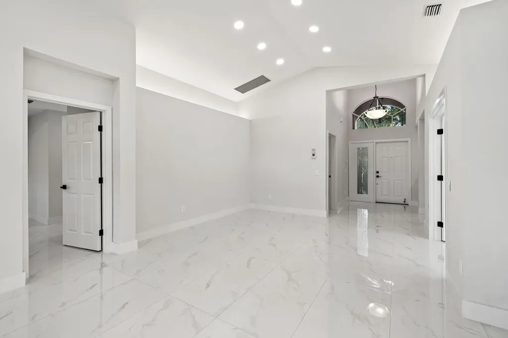 7273 Kea Lani Drive Boynton Beach FL 33437