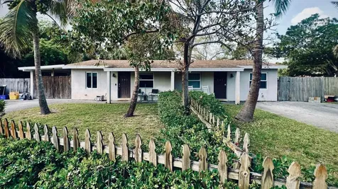 103 SW 3rd Avenue Boca Raton FL 33432