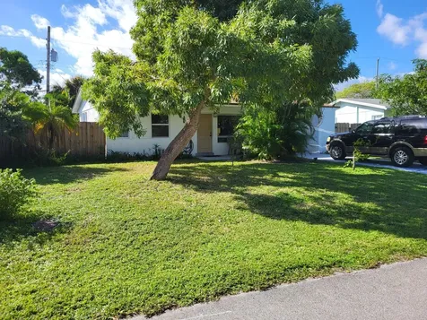 1636 NE 29th Street Pompano Beach FL 33064