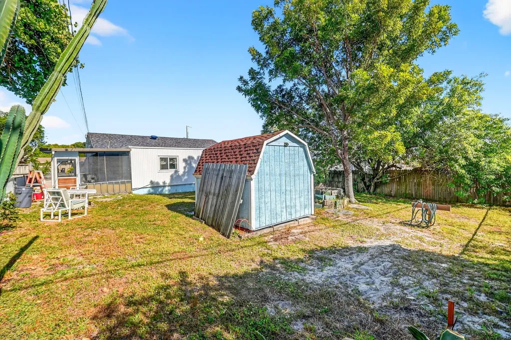 844 Bradley Street West Palm Beach FL 33405