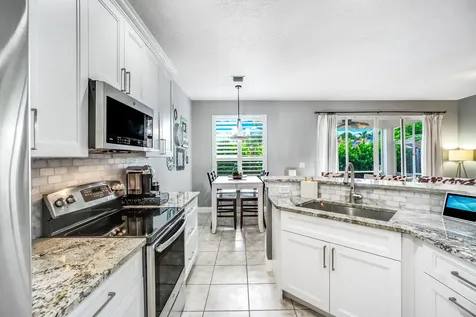 9760 Vineyard Court Boca Raton FL 33428