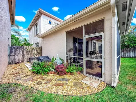 9760 Vineyard Court Boca Raton FL 33428