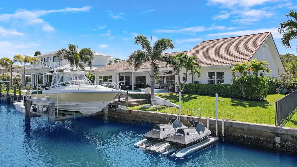 9139 SE Hawksbill Way Hobe Sound FL 33455
