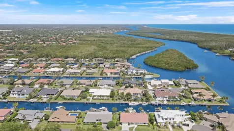 9139 SE Hawksbill Way Hobe Sound FL 33455